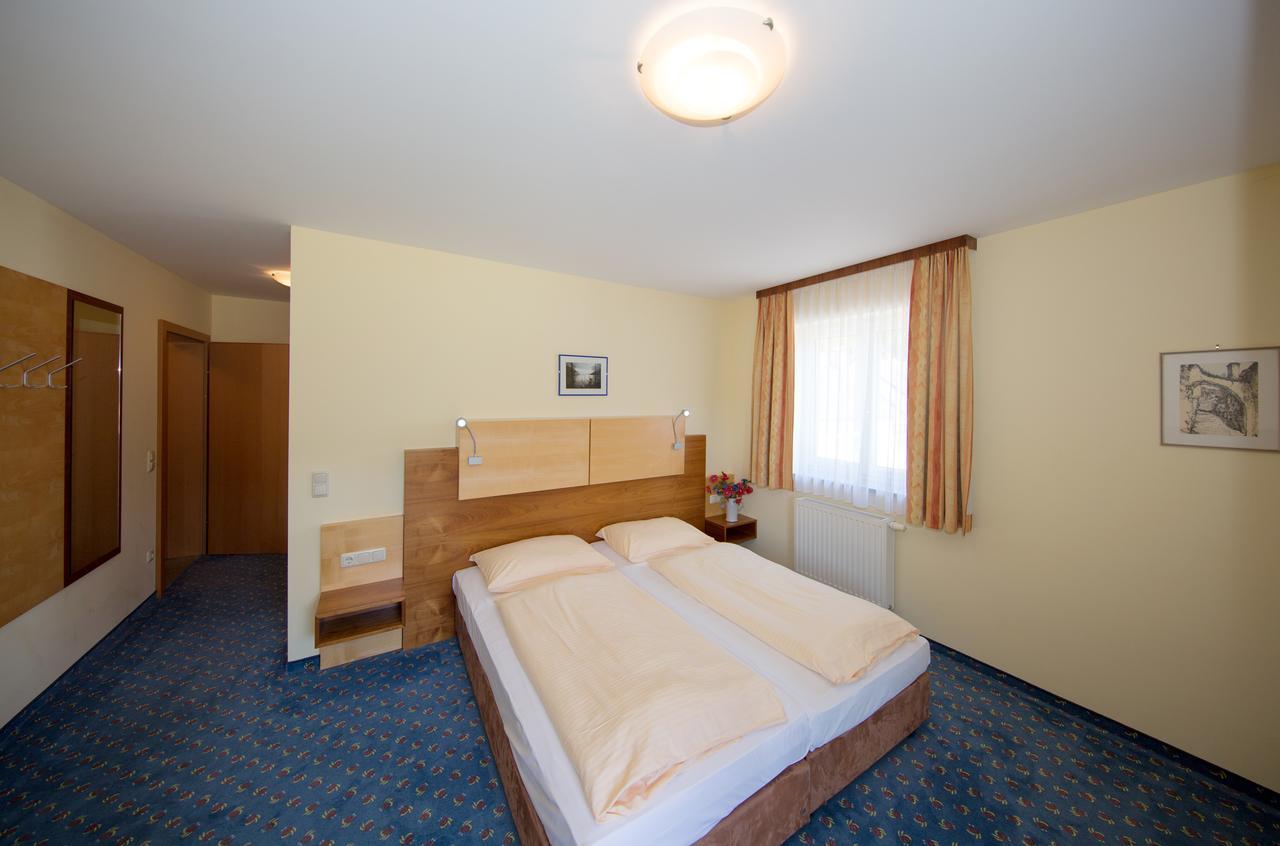 Gasthof - Landhotel Ernst Untermuhl Eksteriør billede