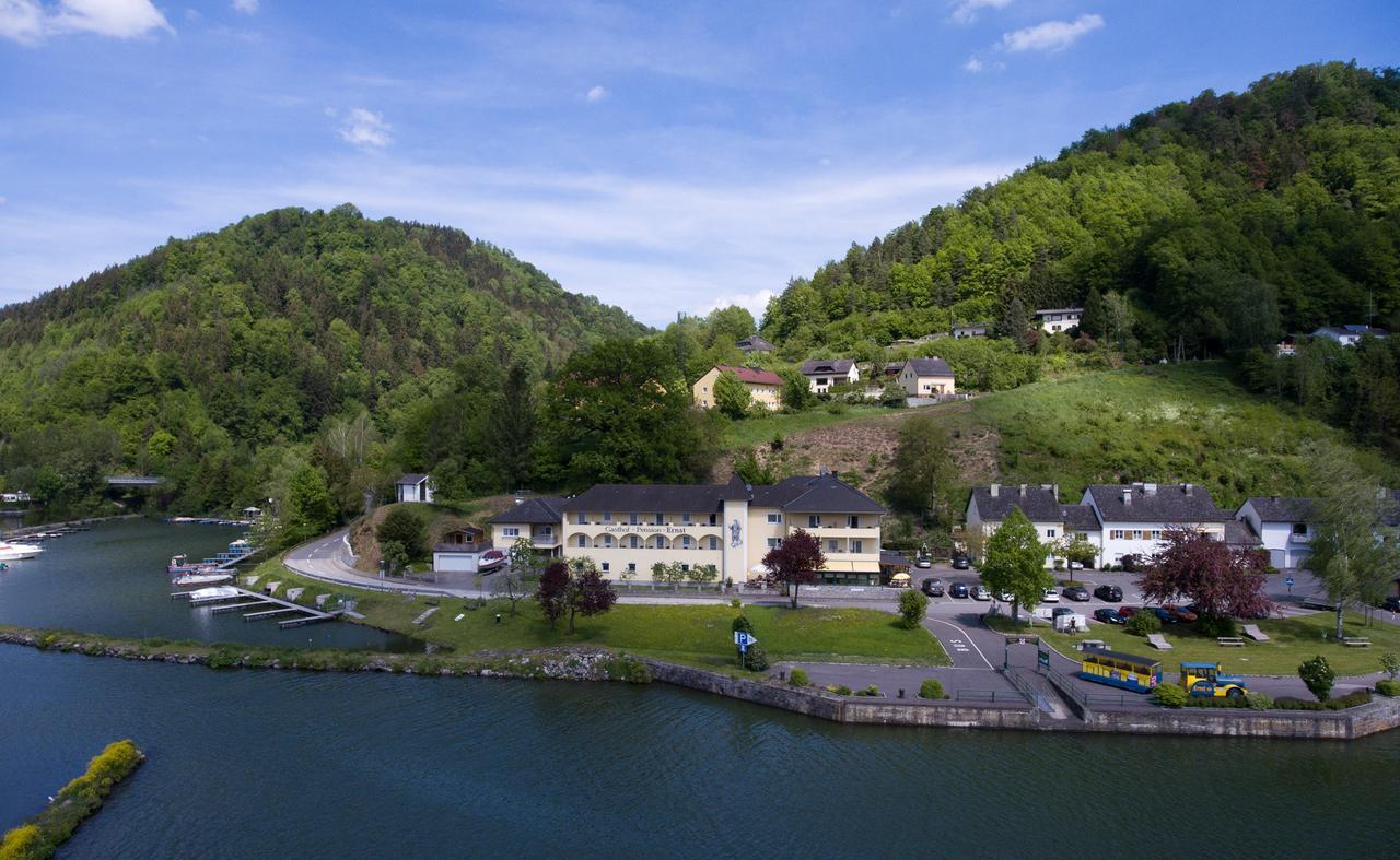 Gasthof - Landhotel Ernst Untermuhl Eksteriør billede